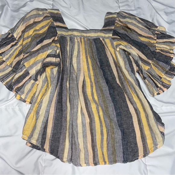 beachlunchlounge Striped Yellow and Gray Top - Picture 7 of 7